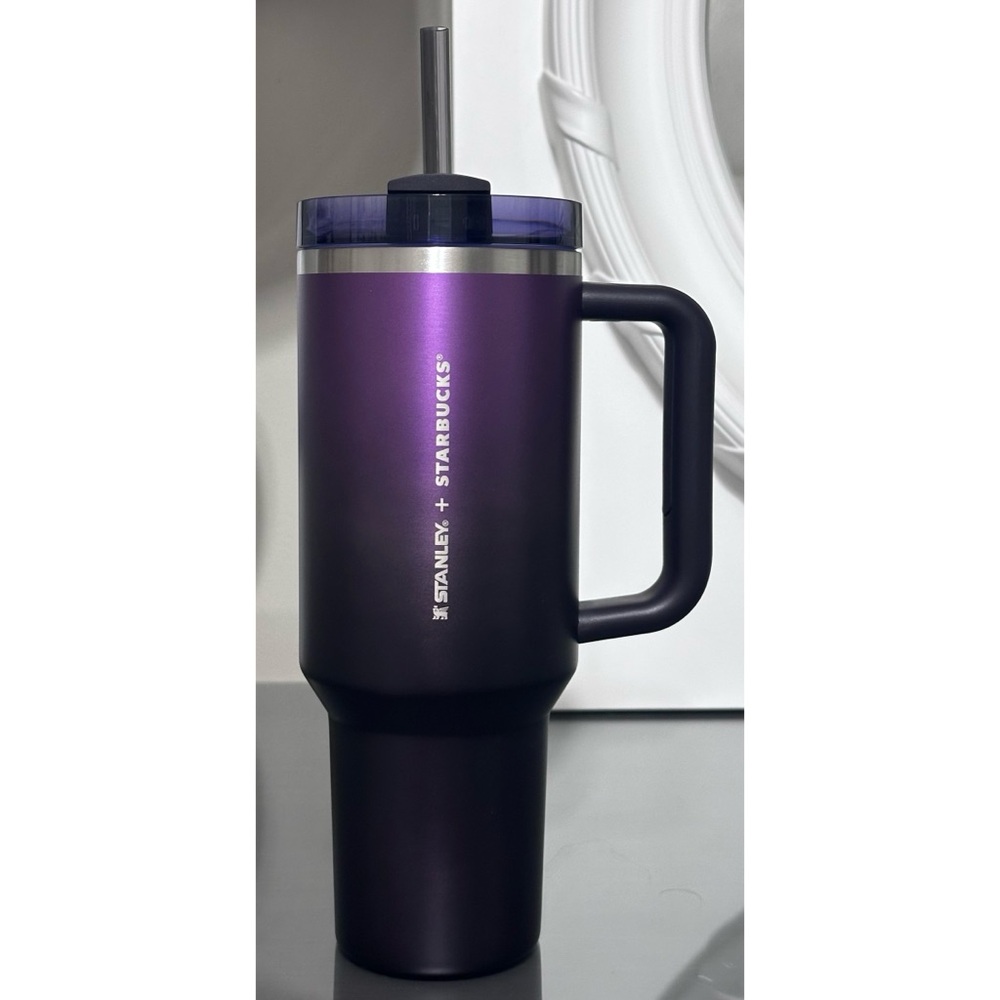Stanley x Starbucks CHINA Exclusive 2025‎ HALLOWEEN PURPLE 40oz Tumbler